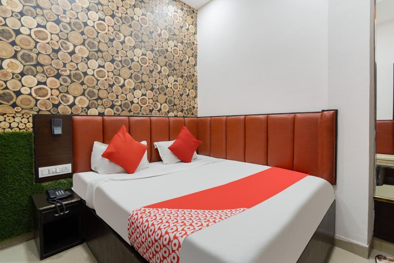Oyo 48489 Adarsh Plaza Hotel Saharanpur Exterior photo